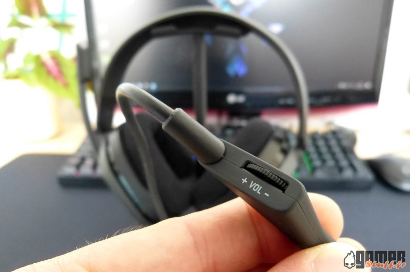 Astro A10