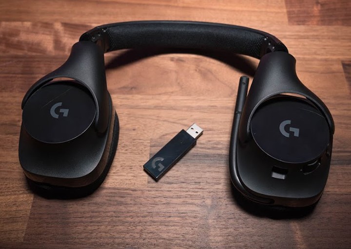 Logitech G533