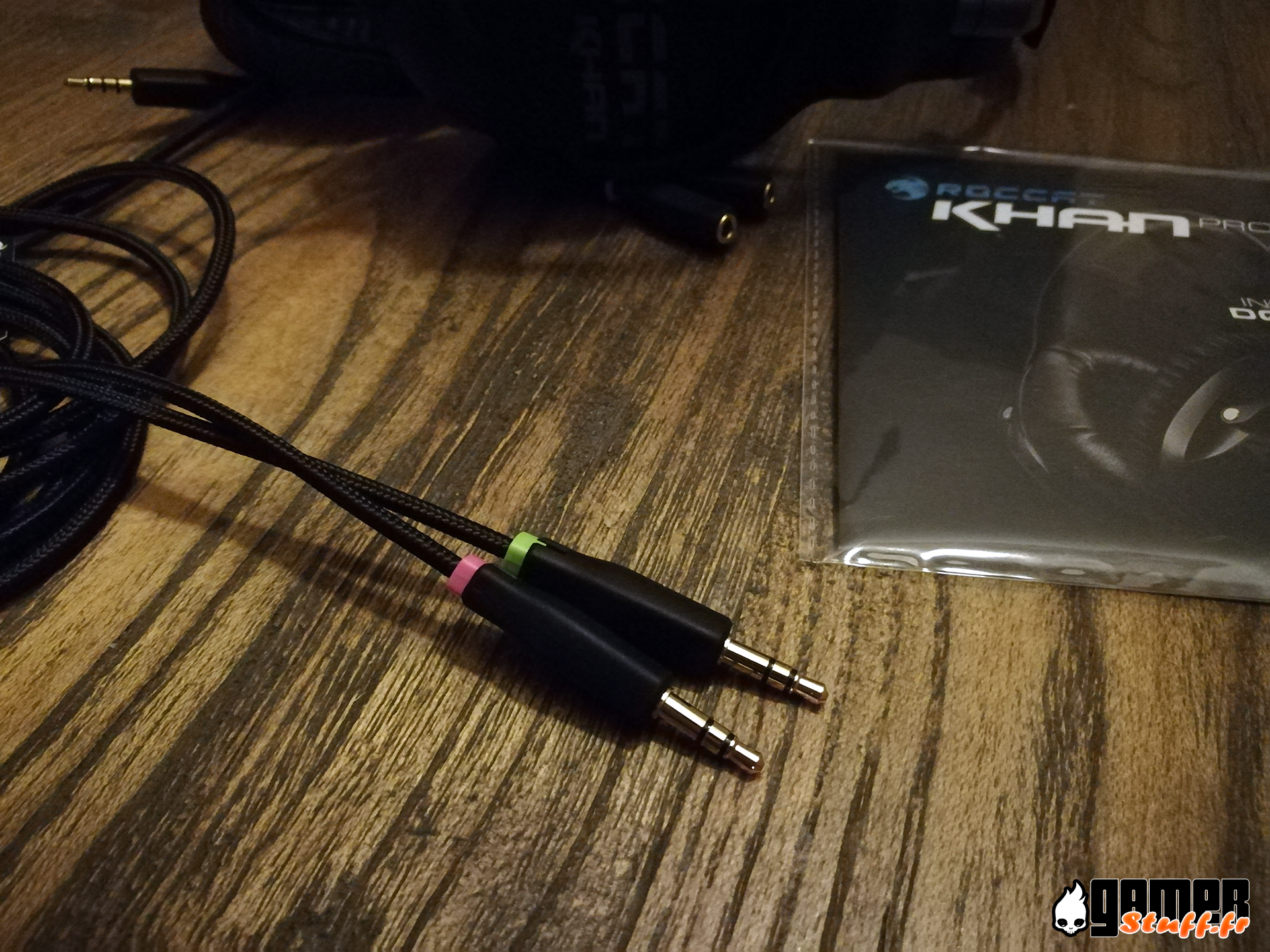 casque roccat khan pro 02