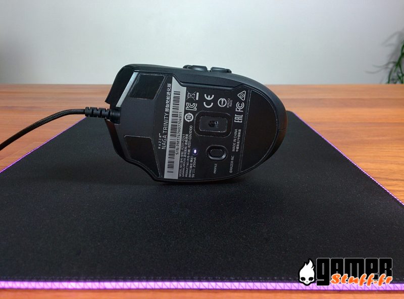 test souris- Razer Naga Trinity - dessous