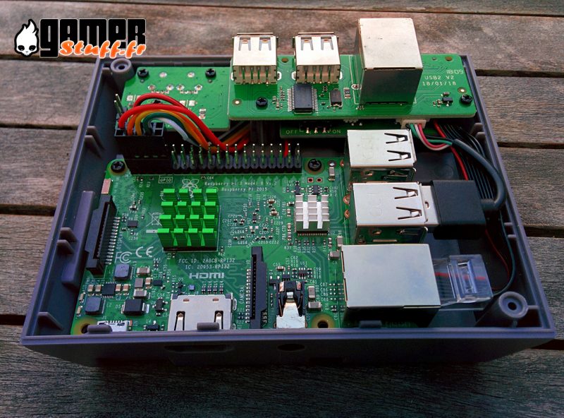 test boitier retroflag nespi case plus raspberry pi 06