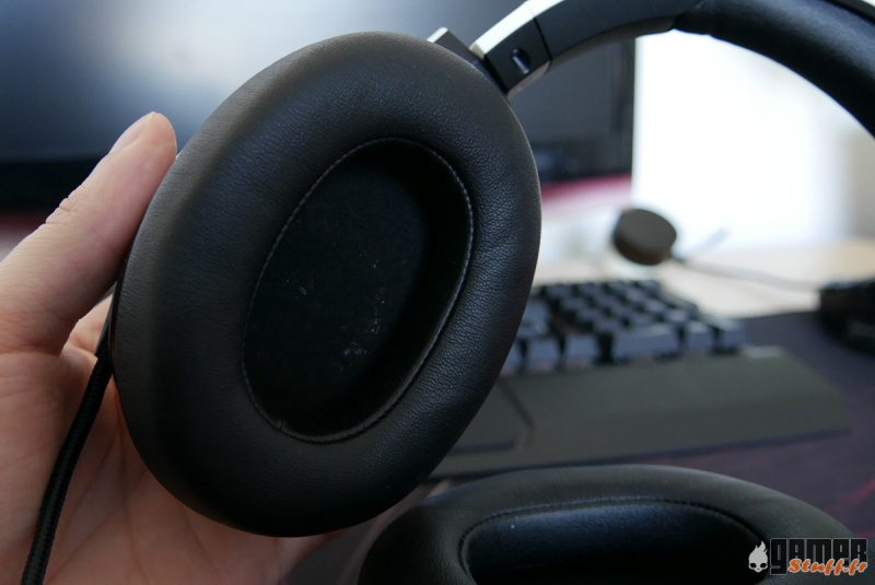 Roccat_Khan_AIMO
