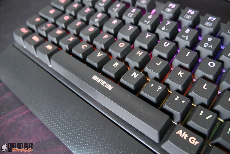 clavier mecanique redragon manticore