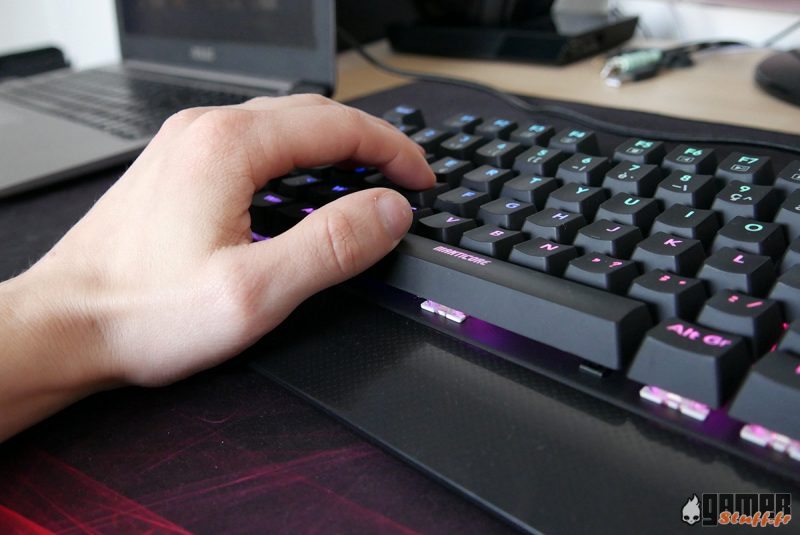 clavier mecanique redragon manticore