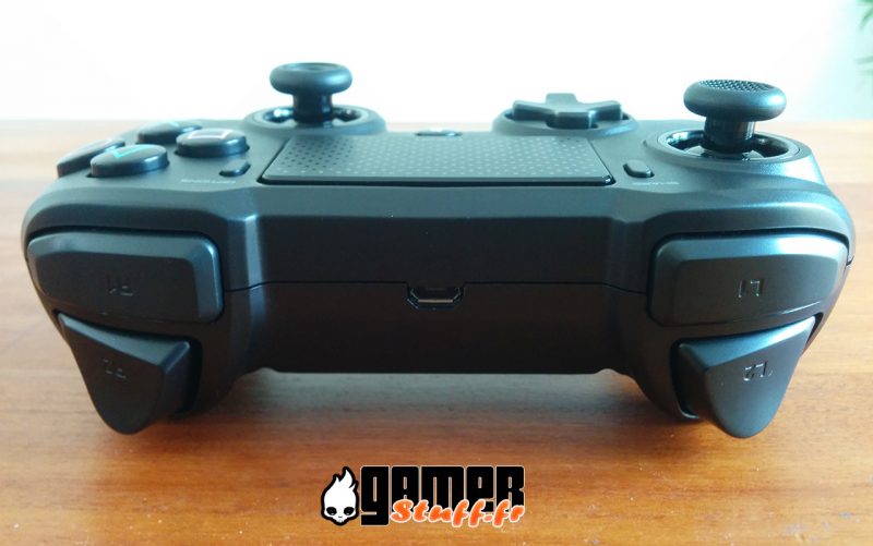 test manette PS4 Nacon Asymmetric