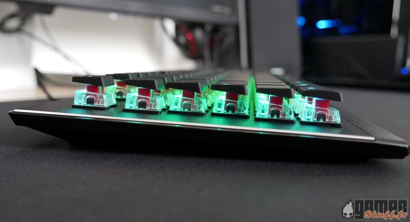 Clavier_Roccat_Vulcan_121