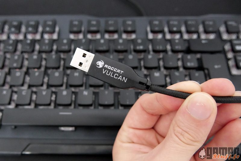 Clavier_Roccat_Vulcan_121