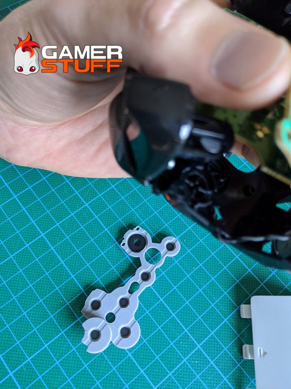 tuto demonter manette Microsoft Xbox One S