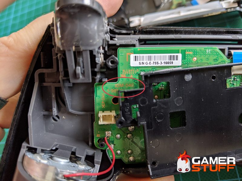 Démontage d'une manette Playstation Dualshock 4 v2