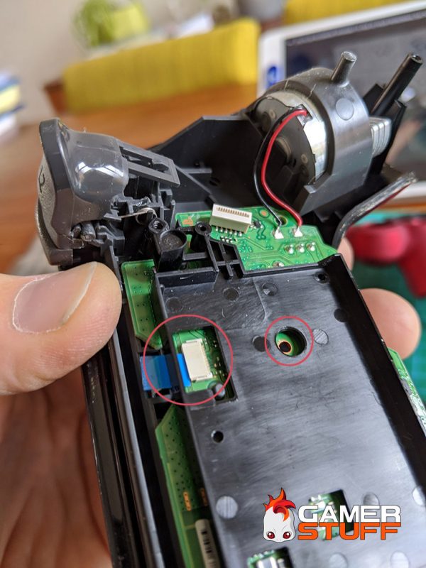 Démontage d'une manette Playstation Dualshock 4 v2