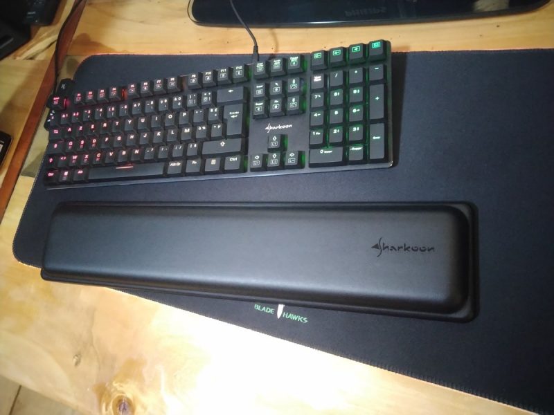 Sharkoon Elite Shark WR200