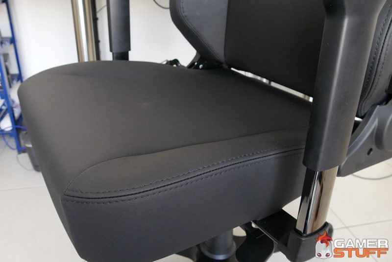 siege Noble Chair HERO Black Edition 13