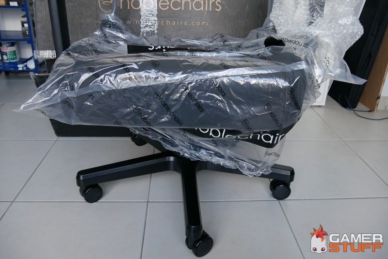siege Noble Chair HERO Black Edition 32